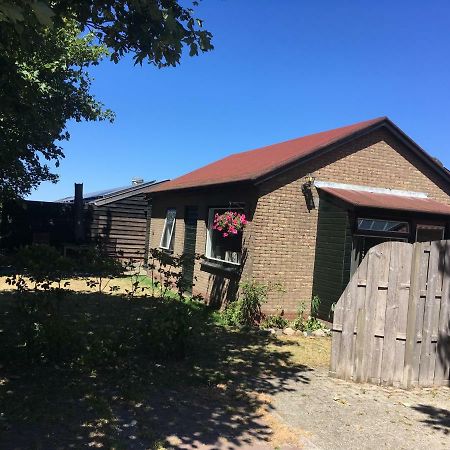 Bungalow Halfweg Ballum Exteriör bild